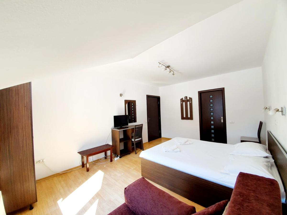 Alma Guest house